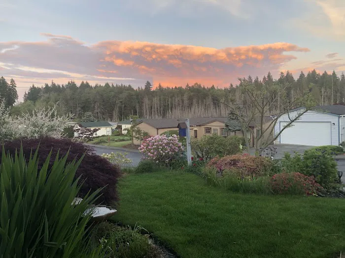 Thunderbird Village Picture 8