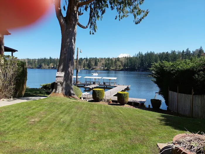 Tanwax Lake Resort Picture 9