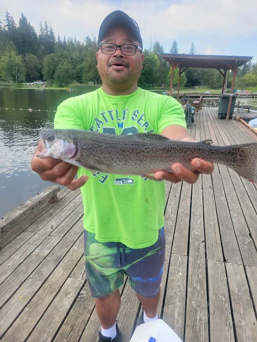 Tanwax Lake Resort Picture 1