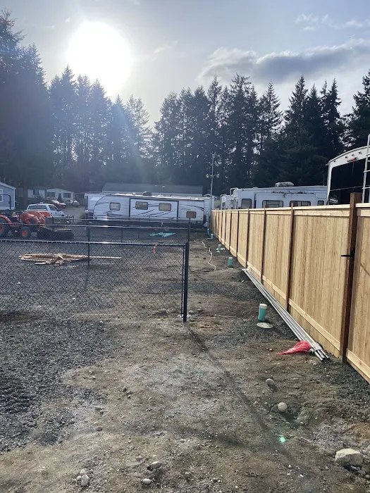 Allimor Estates RV Park Picture 4