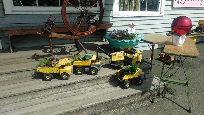 Coach Post Mobile Home Park Picture 3