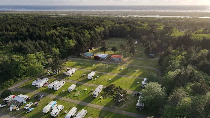 Kenanna RV Resort by Rjourney Picture 3