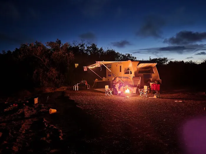 Cranberry Moon - RV Oasis Picture 4