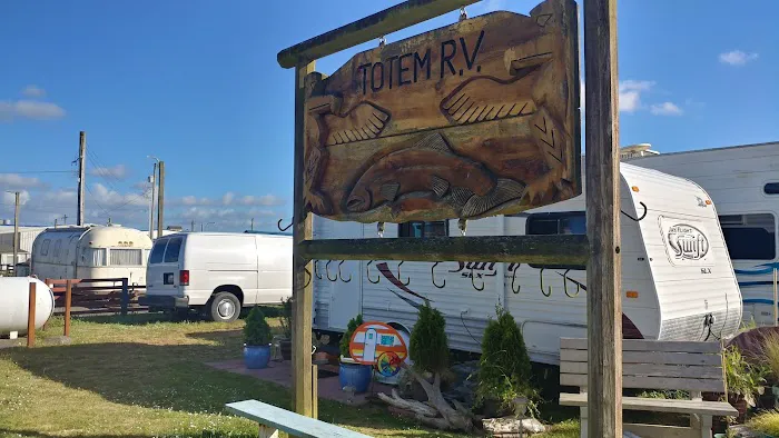 Totem RV & Trailer Park Picture 2