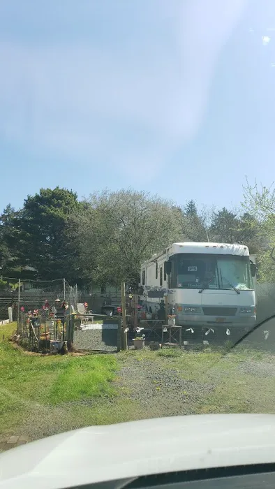 Pacific City Trailer Park Picture 2