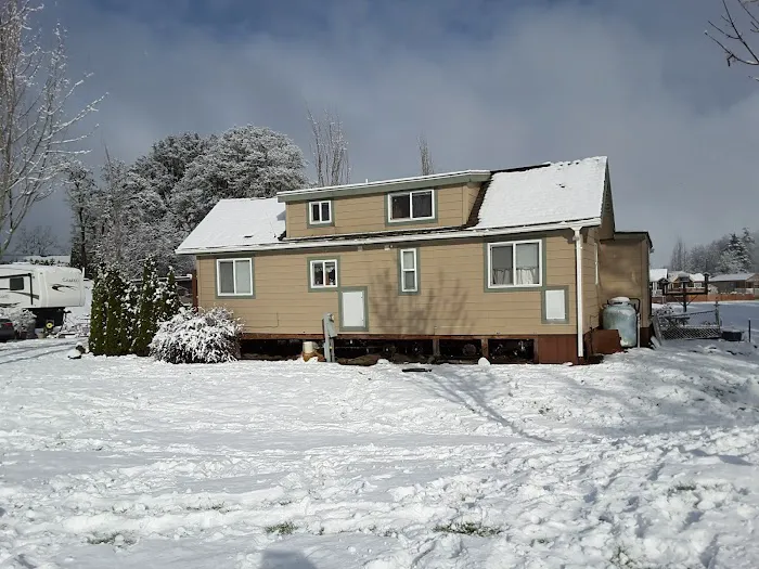 Wandering Spirit RV Park Picture 3