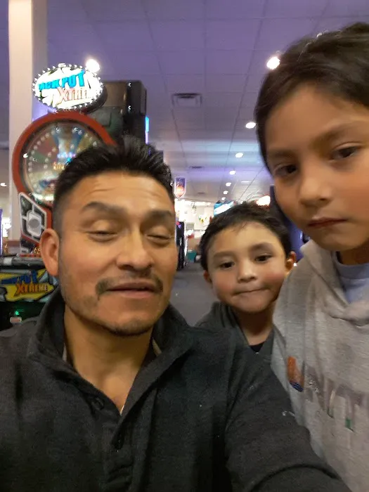 Crestwood Park LLC Picture 2