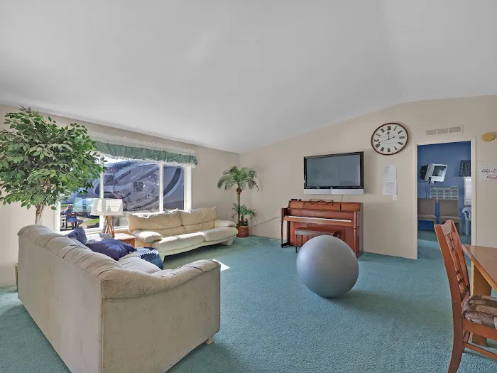 Claudia's Mobile Park Estates Picture 10