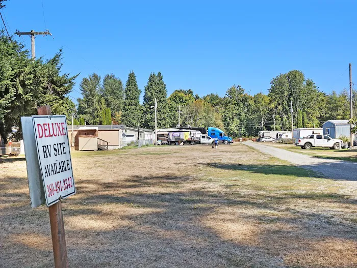 Claudia's Mobile Park Estates Picture 5