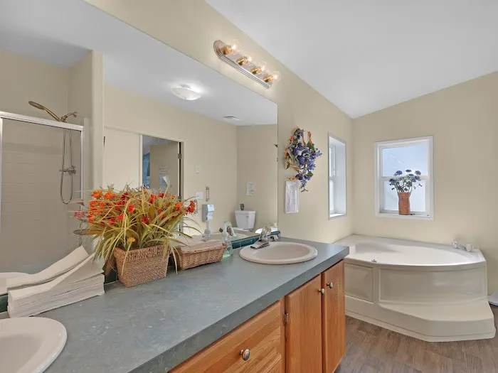 Claudia's Mobile Park Estates Picture 2