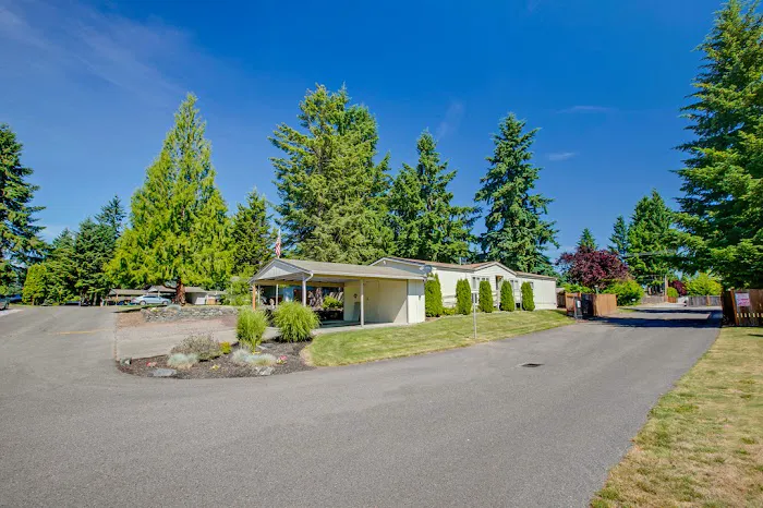 Crystal Pointe Estates Picture 1