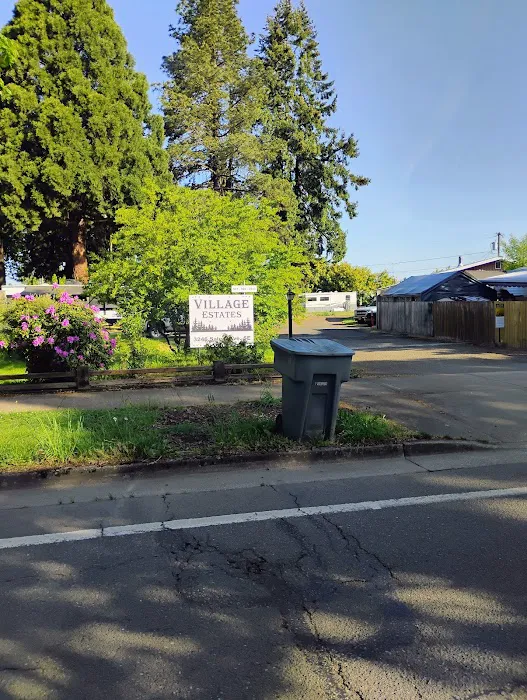 Village Estates Mobile Home Park Picture 3