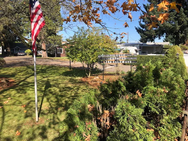 Village Estates Mobile Home Park Picture 4