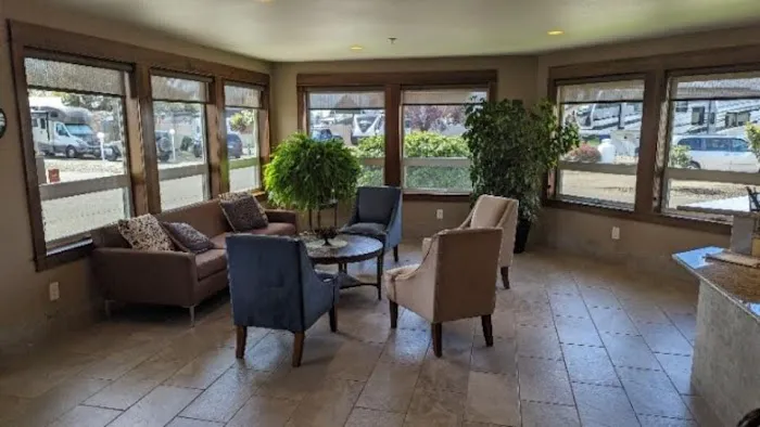 Blue Ox RV Park Picture 4