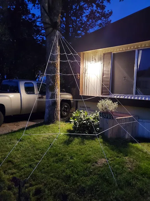 Sequoia Estates Mobile Home Park Picture 2