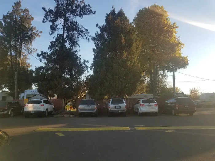 Dallas Mobile Home Village Picture 4