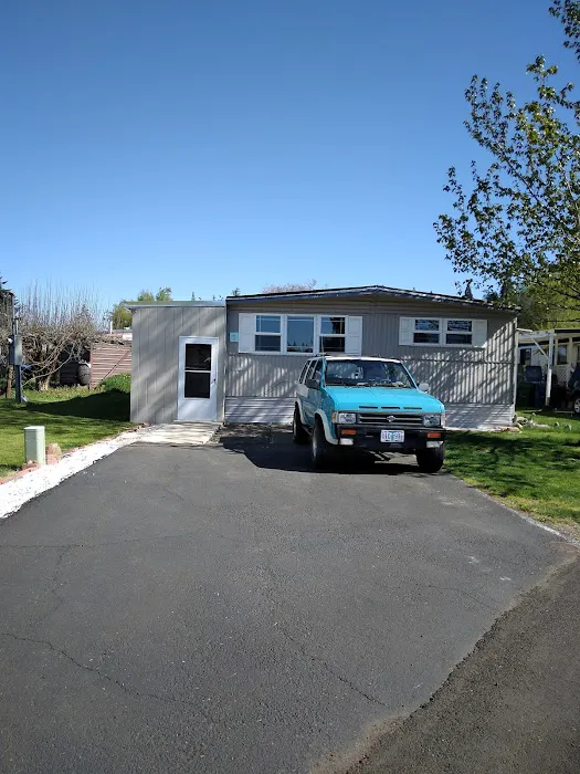 Sublimity Mobile Village Picture 4