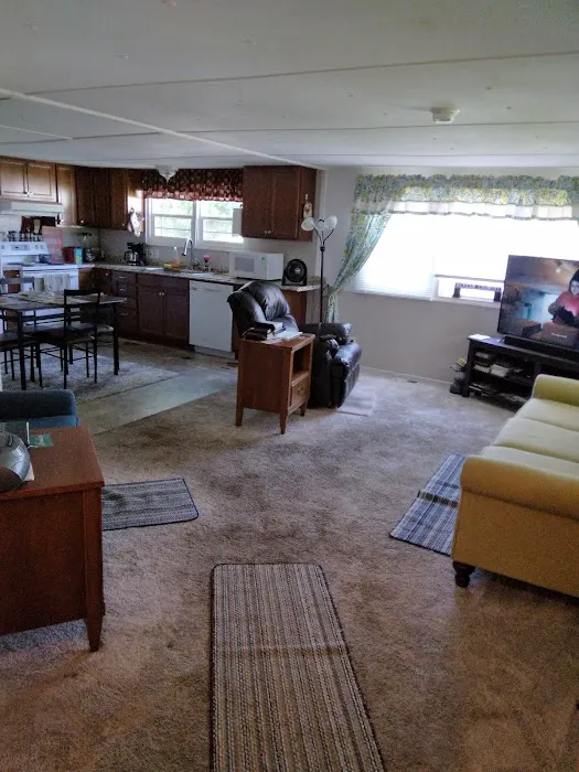 Sublimity Mobile Village Picture 2