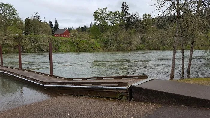 Lebanon - Gill's Landing RV Park Picture 1