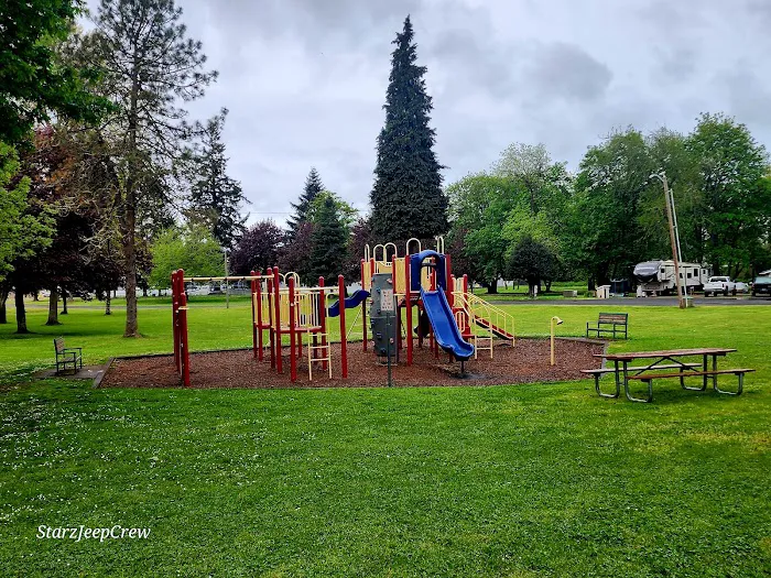 Lebanon - Gill's Landing RV Park Picture 3