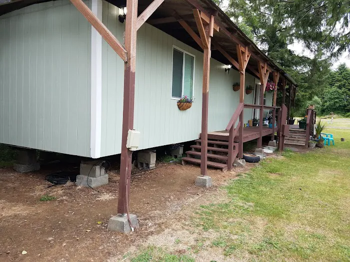 Sturgeon Trailer Harbor Picture 8