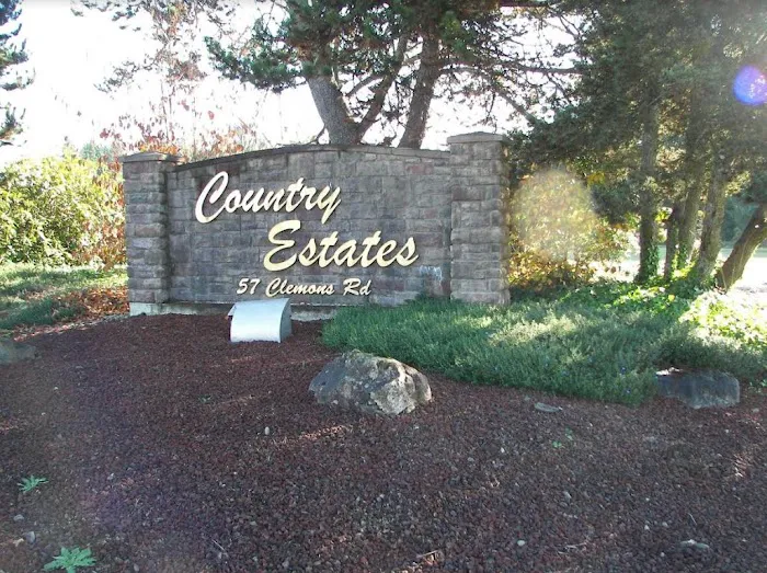 Country Estates Mobile Home Park Picture 3