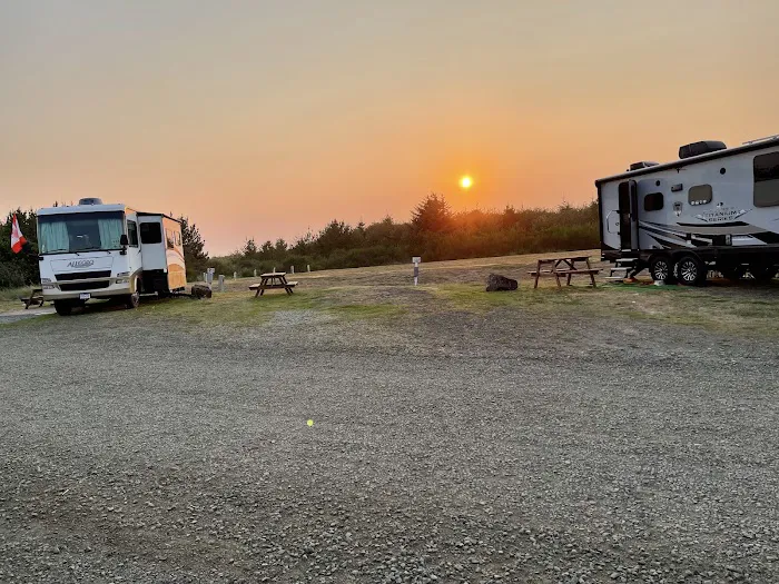 KM Resorts - Ocean Mist RV Resort Picture 3