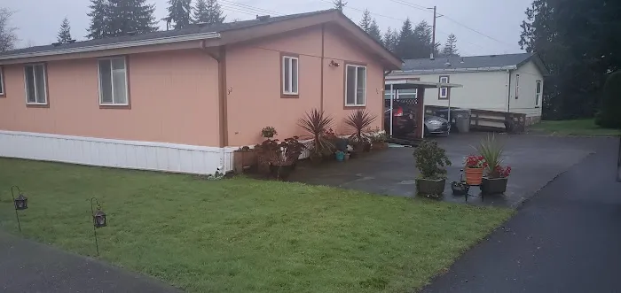 Evergreen Mobile Estates Picture 2