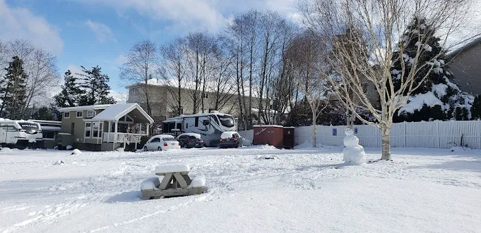 Devils Lake RV Park Picture 2