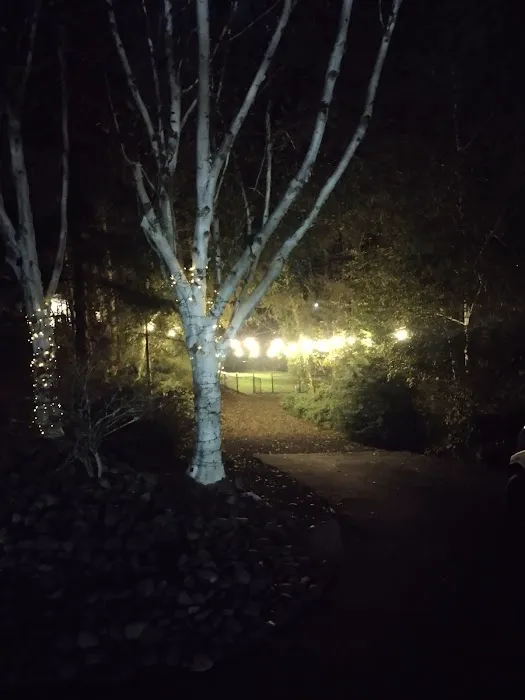 Devils Lake RV Park Picture 9