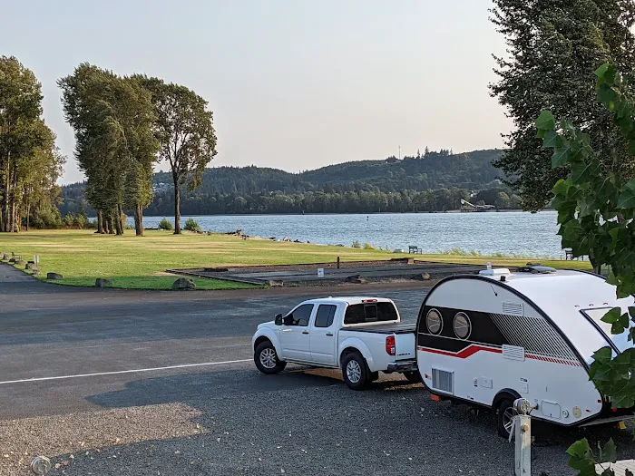 Premier RV Resort of Lincoln City Oregon Picture 3