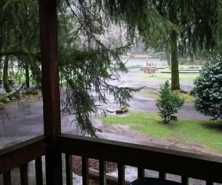 Coyote Rock RV Resort & Marina