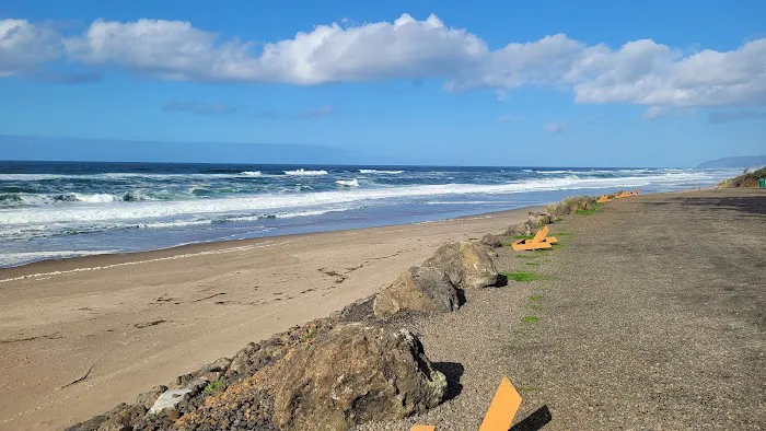 Sea & Sand RV Park Picture 7