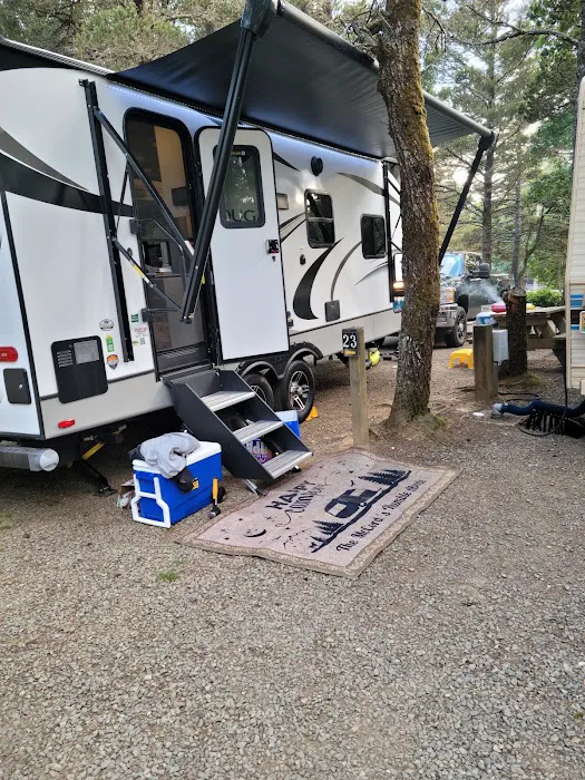 Sea & Sand RV Park Picture 8