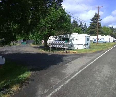 Waters Edge RV Park