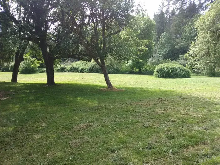 Waters Edge RV Park Picture 7