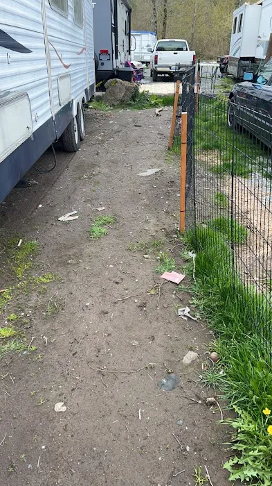 Dan and Bill's RV Park Picture 5