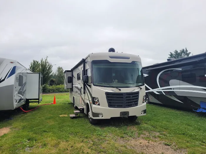 Washington State Fair RV Park Picture 6