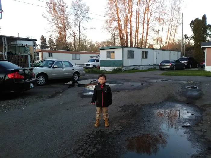 Jamestown Estates Picture 10