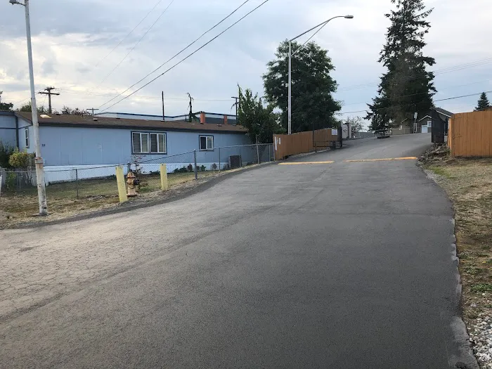 Cedrona Community LLC & RV Park Picture 4