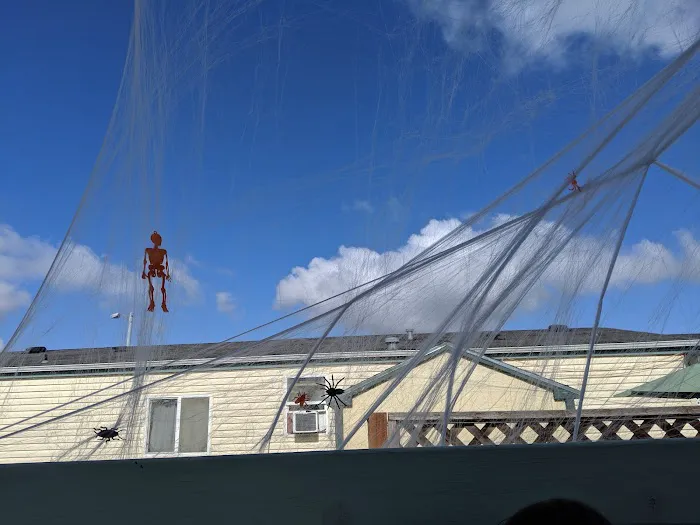 Santiam Village North Picture 1