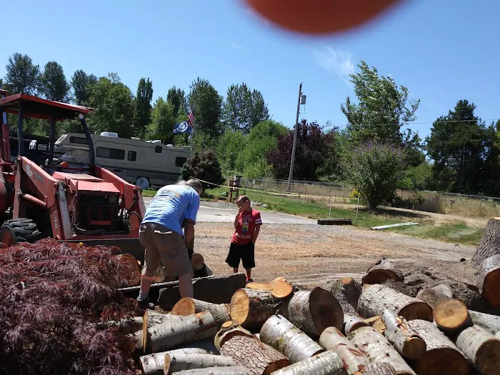 River Park Estates RV Park 55+ Picture 8