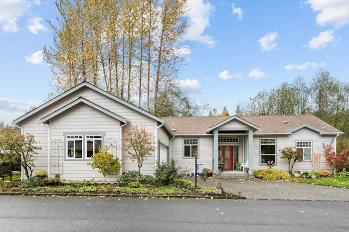 Golden Valley Estates Picture 6