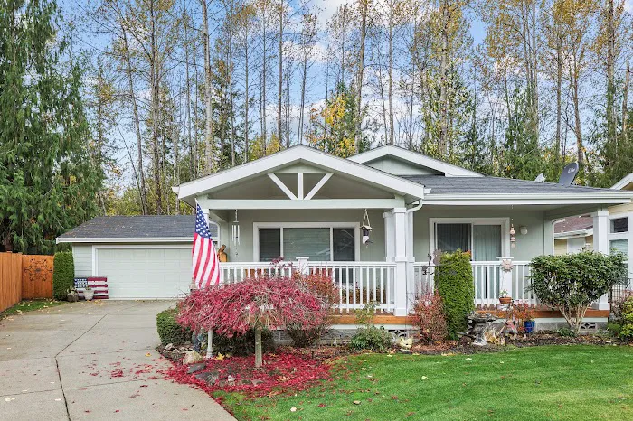 Golden Valley Estates Picture 1