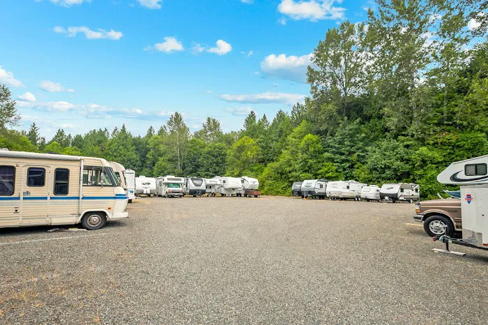 Golden Valley Estates Picture 4