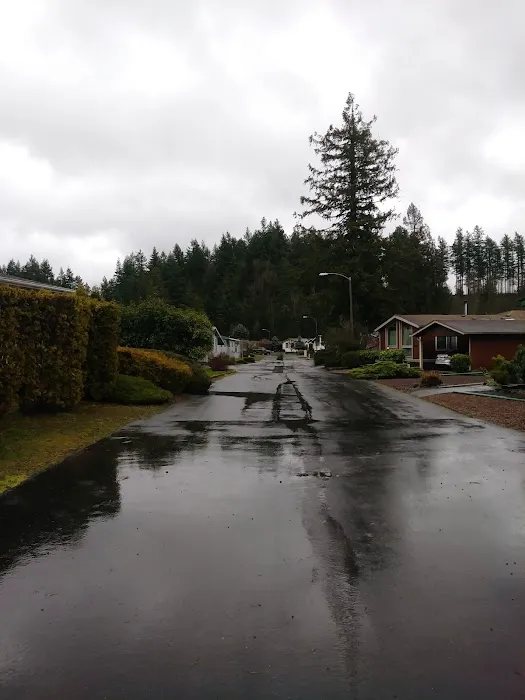 Crystalaire Mobile Home Park Picture 2