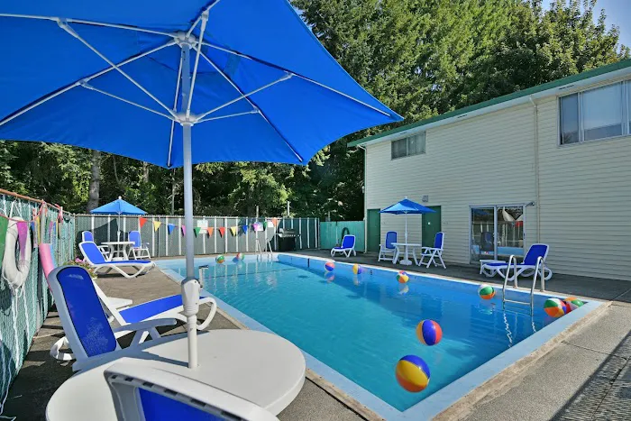 Majestic Mobile Manor & RV Park Picture 1