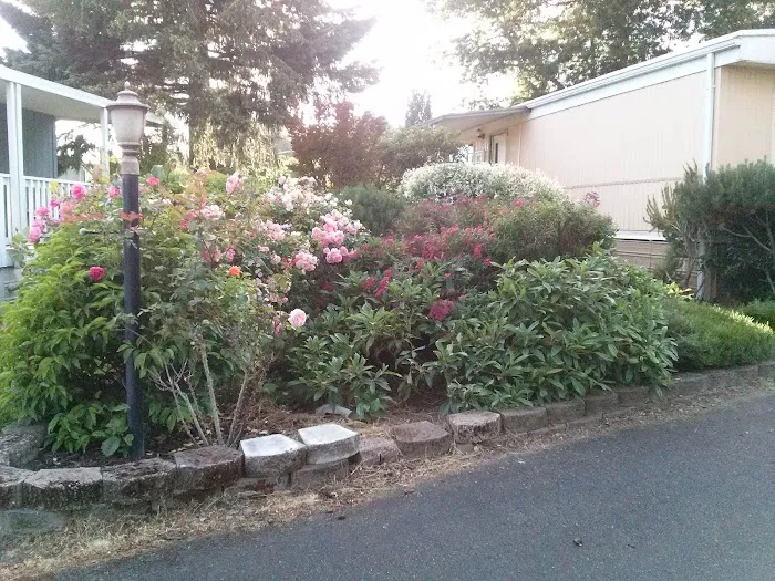 Highland View Mobile Estates Picture 8