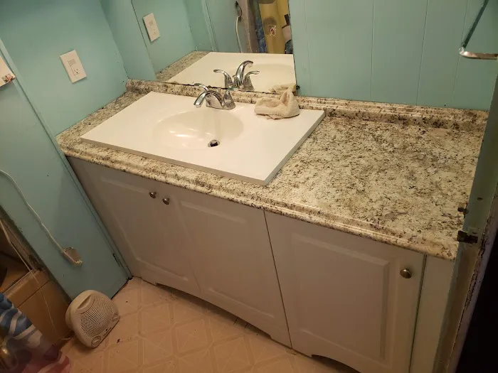 Twin Oaks Mobile Home Park Picture 3