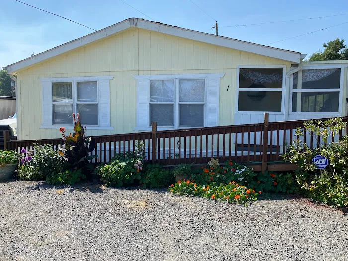 Timber Landing Mobile Home Park Picture 2